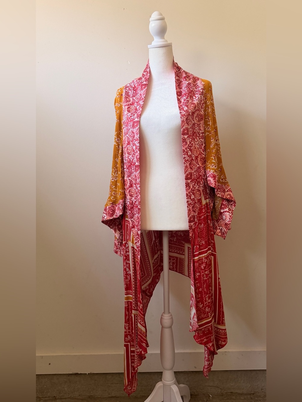 ODDY Red & Mustard Paisley Open-Front Kimono
